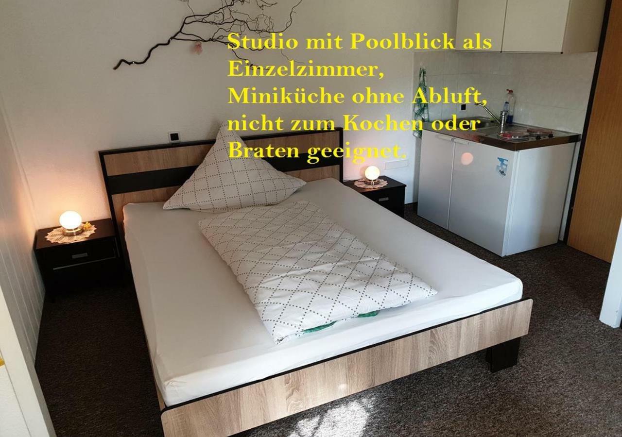 Neuseusslitz Pension Muench "Am Anger" מראה חיצוני תמונה