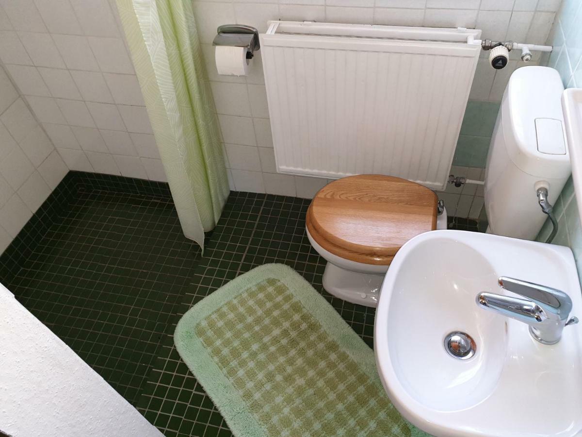 Neuseusslitz Pension Muench "Am Anger" מראה חיצוני תמונה